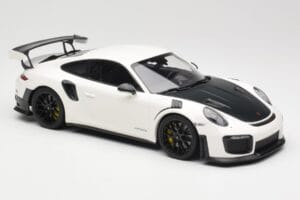 Porsche 911 991.2 GT2 RS Valkoinen Mustilla Vanteilla Minichamps 1:18 155068310 Metalli — kuva 4 / 6