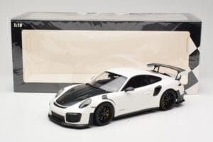 Porsche 911 991.2 GT2 RS Valkoinen Mustilla Vanteilla Minichamps 1:18 155068310 Metalli — kuva 6 / 6
