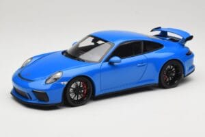 Porsche 911 991.2 GT3 Sininen Minichamps 1:18 110067024 Metalli