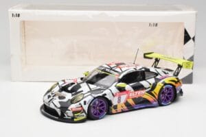 Porsche 911 991.2 GT3 R #8 Iron Force Ring Police 24 Hours Nürburgring 2019 Minichamps 1:18 153196088 Metalli — kuva 6 / 6
