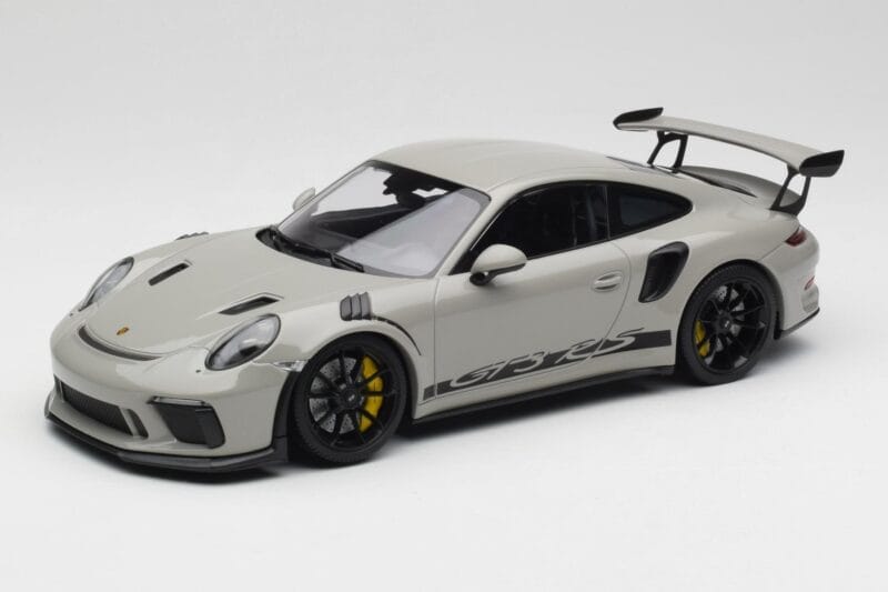 Porsche 911 991.2 GT3 RS Chalk Wording Mustat Vanteet Minichamps 1:18 153068230 Metalli