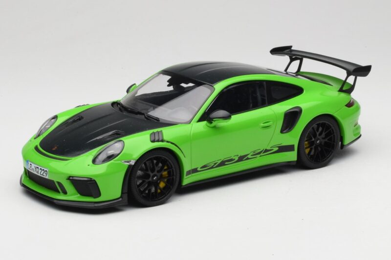 Porsche 911 991.2 GT3 RS Weissach Package Vihreä Minichamps 1:18 153068233 Metalli