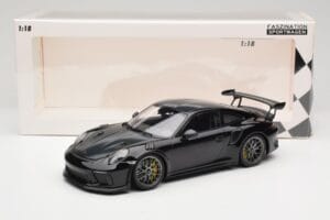 Porsche 911 991.2 GT3 RS Weissach Package Musta Hopeat Magnesium Vanteet Minichamps 1:18 153068229 Metalli — kuva 6 / 6