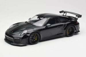 Porsche 911 991.2 GT3 RS Weissach Package Musta Mustilla Vanteilla Minichamps 1:18 153068321 Metalli