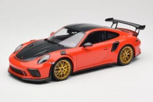 Porsche 911 991.2 GT3 RS Weissach Package Lava Orange Kultaiset Magnesium Vanteet Minichamps 1:18 153068227 Metalli