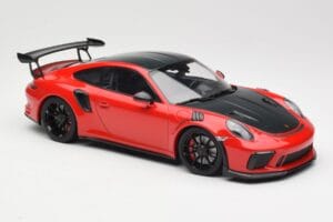 Porsche 911 991.2 GT3 RS Weissach Package Punainen Mustilla Vanteilla Minichamps 1:18 155068230 Metalli — kuva 4 / 6