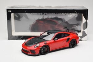 Porsche 911 991.2 GT3 RS Weissach Package Punainen Mustilla Vanteilla Minichamps 1:18 155068230 Metalli — kuva 6 / 6