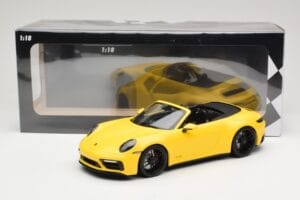 Porsche 911 992 Carrera 4 GTS Avoauto Keltainen Minichamps 1:18 155063030 Metalli — kuva 6 / 6