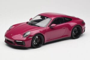 Porsche 911 992 Carrera 4 GTS Rubystar Minichamps 1:18 155063102 Metalli