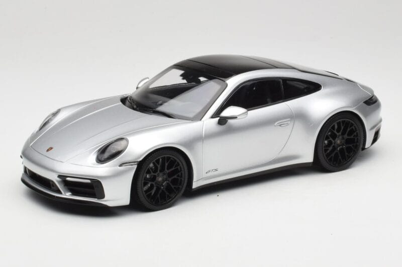 Porsche 911 992 Carrera 4 GTS Hopea Minichamps 1:18 155063104 Metalli