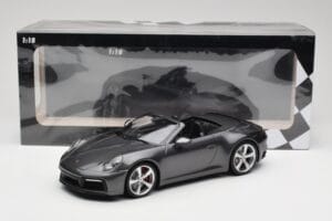 Porsche 911 992 Carrera 4S Avoauto Agate Grey Metallic Minichamps 1:18 155067336 Metalli — kuva 6 / 6