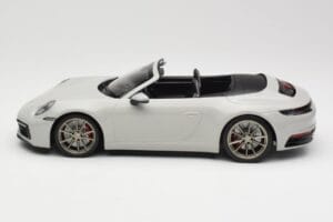 Porsche 911 992 Carrera 4S Avoauto Harmaa Minichamps 1:18 155067335 Metalli — kuva 3 / 6