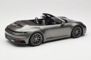 Porsche 911 992 Carrera 4S Avoauto Mamba Green Metallic Minichamps 1:18 155067337 Metalli — kuva 2 / 6