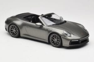 Porsche 911 992 Carrera 4S Avoauto Mamba Green Metallic Minichamps 1:18 155067337 Metalli — kuva 4 / 6