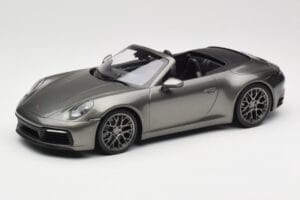 Porsche 911 992 Carrera 4S Avoauto Mamba Green Metallic Minichamps 1:18 155067337 Metalli