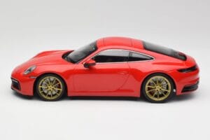 Porsche 911 992 Carrera 4S Guards Punainen & Kultaiset Pyörät Minichamps 1:18 153067328 Metalli — kuva 3 / 6