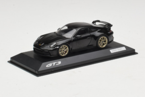 Porsche 911 992 GT3 Musta Kultaisilla Vanteilla Minichamps 1:43 WAP0201520M007 Metalli — kuva 2 / 4