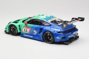 Porsche 911 992 GT3 R Falken #44 D. Eriksson / T. Heinemann 24 Hours of Nurburgring 2023 Minichamps 1:18 113236344 Metalli — kuva 7 / 8