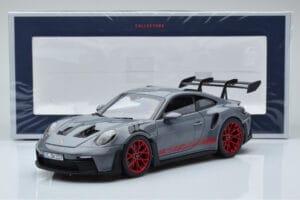 Porsche 911 992 GT3 RS Arctic Harmaa Pyro Punainen Norev 1:18 187350 Metalli — kuva 8 / 8
