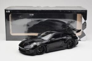 Porsche 911 992 GT3 RS Musta & Mustat Vanteet Concept Minichamps 1:18 911992003 Metalli — kuva 8 / 8