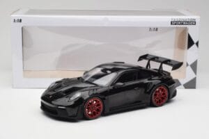 Porsche 911 992 GT3 RS Musta & Punaiset Pyörät & Musta Koristelu Minichamps 1:18 153062240 Metalli — kuva 6 / 6