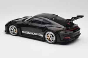 Porsche 911 992 GT3 RS Musta Hopea Felleillä Minichamps 1:18 155062231 Metalli — kuva 5 / 6