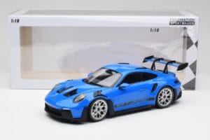 Porsche 911 992 GT3 RS Sininen & Hopeat Pyörät & Musta Koristelu Minichamps 1:18 153062234 Metalli — kuva 6 / 6