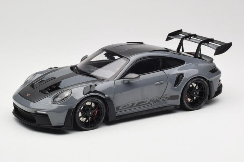 Porsche 911 992 GT3 RS Crayon Weissach Package & Black Wheels Minichamps 1:18 110062024 Metalli