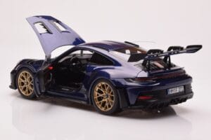 Porsche 911 992 GT3 RS Gentian Sininen Metalinen Norev 1:18 187363 Metalli — kuva 5 / 8