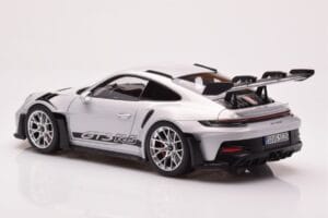 Porsche 911 992 GT3 RS Ice Harmaa Norev 1:18 187359 Metalli — kuva 7 / 8