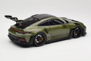 Porsche 911 992 GT3 RS Nato Olive & Black Wheels Minichamps 1:18 110062027 Metalli — kuva 3 / 8