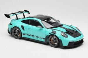 Porsche 911 992 GT3 RS Python Green & Dark Silver Wheels Minichamps 1:18 110062026 Metalli — kuva 6 / 8