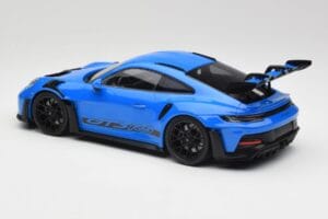 Porsche 911 992 GT3 RS Shark Sininen & Mustat Pyörät Minichamps 1:18 153062233 Metalli — kuva 5 / 6