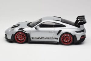Porsche 911 992 GT3 RS Hopea & Punaiset Pyörät Minichamps 1:18 153062241 Metalli — kuva 3 / 6