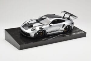 Porsche 911 992 GT3 RS Hopea Weissach Package Minichamps 1:18 110062020 Metalli — kuva 2 / 8