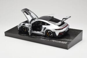 Porsche 911 992 GT3 RS Hopea Weissach Package Minichamps 1:18 110062020 Metalli — kuva 5 / 8