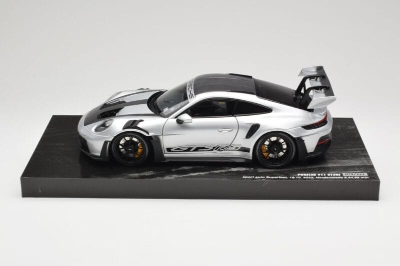 Porsche 911 992 GT3 RS Hopea Weissach Package Minichamps 1:18 110062020 Metalli
