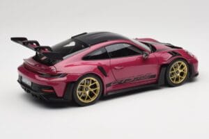 Porsche 911 992 GT3 RS Weissach Package Ruby Star Norev 1:18 187370 Metalli — kuva 3 / 8