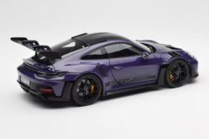 Porsche 911 992 GT3 RS Weissach Package Ultraviolet Norev 1:18 187368 Metalli — kuva 3 / 8