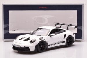 Porsche 911 992 GT3 RS Valkoinen Norev 1:18 187361 Metalli — kuva 8 / 8