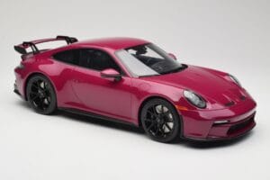 Porsche 911 992 GT3 Ruby Star Neo Red GT Spirit 1:12 GT536 Hartsi — kuva 4 / 6
