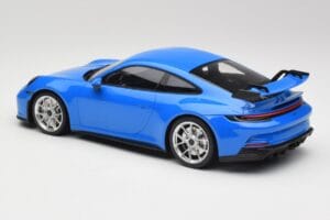 Porsche 911 992 GT3 Shark Sininen & Hopeavanteet Minichamps 1:18 143069015 Hartsi — kuva 5 / 6