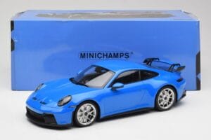 Porsche 911 992 GT3 Shark Sininen & Hopeavanteet Minichamps 1:18 143069015 Hartsi — kuva 6 / 6