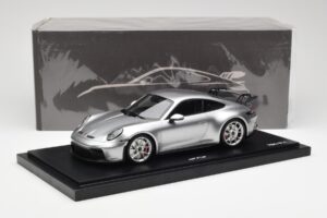 Porsche 911 992 GT3 Hopea Minichamps 1:18 WAP0211510M004 Hartsi — kuva 7 / 7