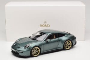 Porsche 911 992 GT3 Touring Package Malachite Green Metallic Norev 1:18 187382 Metalli — kuva 8 / 8