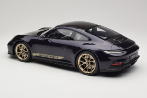 Porsche 911 992 GT3 Touring Viola Metallic GT Spirit 1:12 GT937 Hartsi — kuva 5 / 6