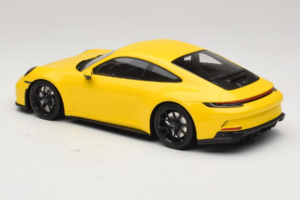 Porsche 911 992 GT3 Touring Keltainen Mustat Vanteet Minichamps 1:18 117069021 Metalli — kuva 5 / 6