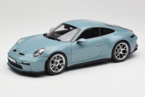 Porsche 911 992 S/T Meissen Blue Norev 1:18 187470 Metalli