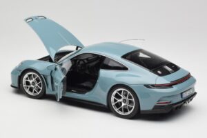 Porsche 911 992 S/T Meissen Blue Norev 1:18 187470 Metalli — kuva 5 / 8