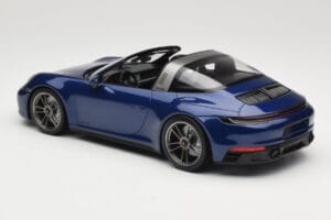 Porsche 911 992 Targa 4 GTS Blue Metallic Minichamps 1:18 155061060 Metalli — kuva 5 / 6